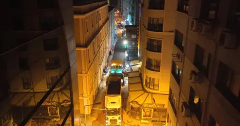 Alsancak’ta altyapısı tamamlanan sokaklar asfaltlanıyor