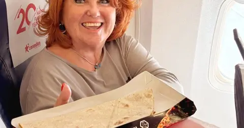 Mangal Lahmacun'a uçak yolcularından büyük ilgi