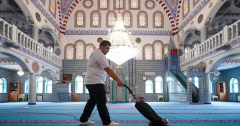 Maltepe’de ibadethaneler Ramazan Bayramı’na hazır