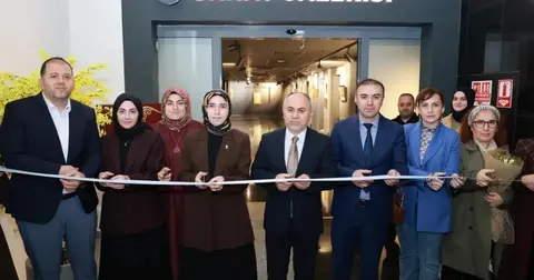 Kocaeli Gebze'de “Türk-İslam Sanatları’nın İzinde” sergisi açıldı