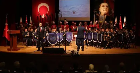 Kütahya’da İstiklale giden yolda Türkiye şehitlerini anıldı