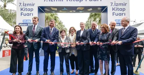 İZKİTAP, kapılarını açtı