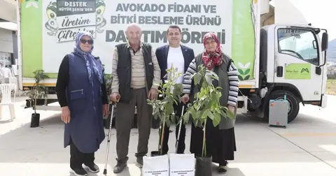 Mersin'de Anamurlu üreticilerin yüzü gülüyor