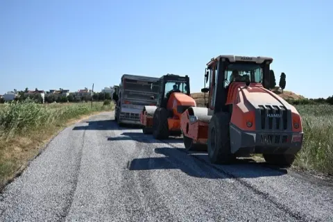 Balıkesir'de 12 bin metre asfalt: 2 ilçeye konfor