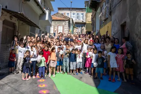İzmir'de çocuk hakları için üçlü ortaklık