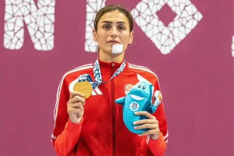 Hatice Kübra İlgün Akdeniz Oyunları'nda altın madalya kazandı
