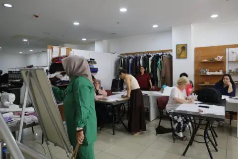 İzmit'te kadınlara yaz dikiş kursu: Ücretsiz eğitim