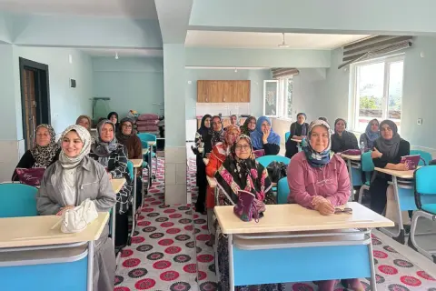 Sakarya'da "Kadın Kadına" projesi Akyazı'da sürüyor