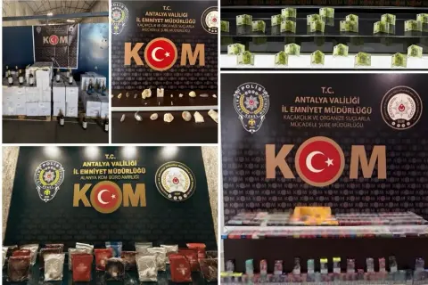 Antalya'da polis operasyonu: Silah, sahte para ve kaçak eser ele geçirildi