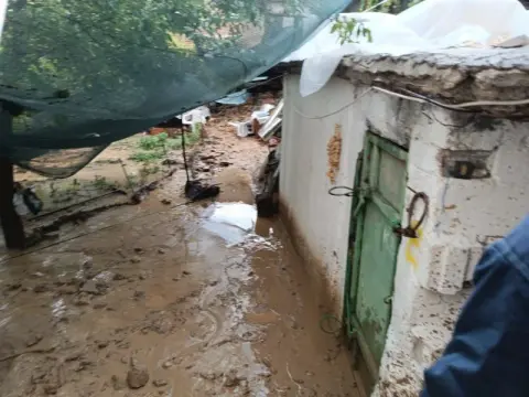 Malatya'da sel baskını: 2 ev bodrum katı su basıtı