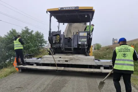 Trabzon'da 13 km kırsal yol kuru betonla kaplandı