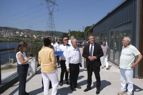 İzmit 100. Yıl Parkı Göleti'nde çalışmalar hızlandı