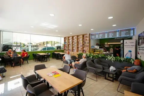 Maltepe’de çay 5 TL: Emekli Evi’nin sırrı bu