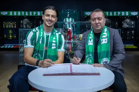 Enis Destan Konyaspor'da: 3 yıllık sözleşme imzaladı