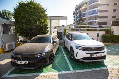 Narlıdere'de 5 bin sürücü elektrikli şarj istasyonlarını kullandı