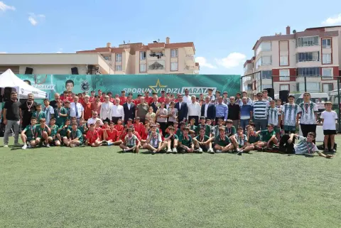 1293 Öğrenci Yarıştı: Futbol ve Dart Şampiyonları Belirlendi