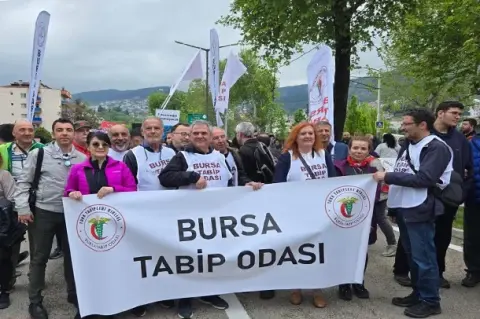 Bursa Tabip Odası: Yeni yönerge hekimliği 5 dakikaya hapsediyor