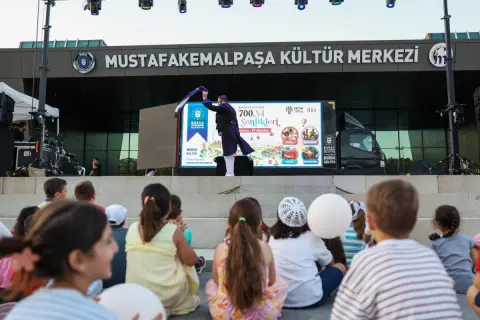 Karagöz'ten Planetaryum'a: Mustafakemalpaşa Coşkuya Daldı