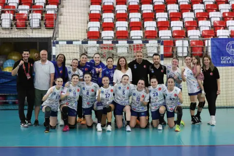 Bursa Büyükşehir Belediyespor, Üsküdar’ı 30-27 yendi
