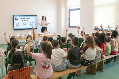 Mersin’de Çocuklara Afetlere Karşı Bilinçli Davranış Eğitimi