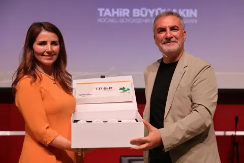 Gece Açan Çiçekler Kitap Tahlili, Kocaeli'de Düzenlendi