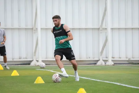 Konyaspor Kocaelispor'a hazırlanıyor: Palut son 11'i belirliyor