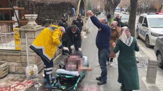 Eşi ile kayınvalidesini bıçakladı