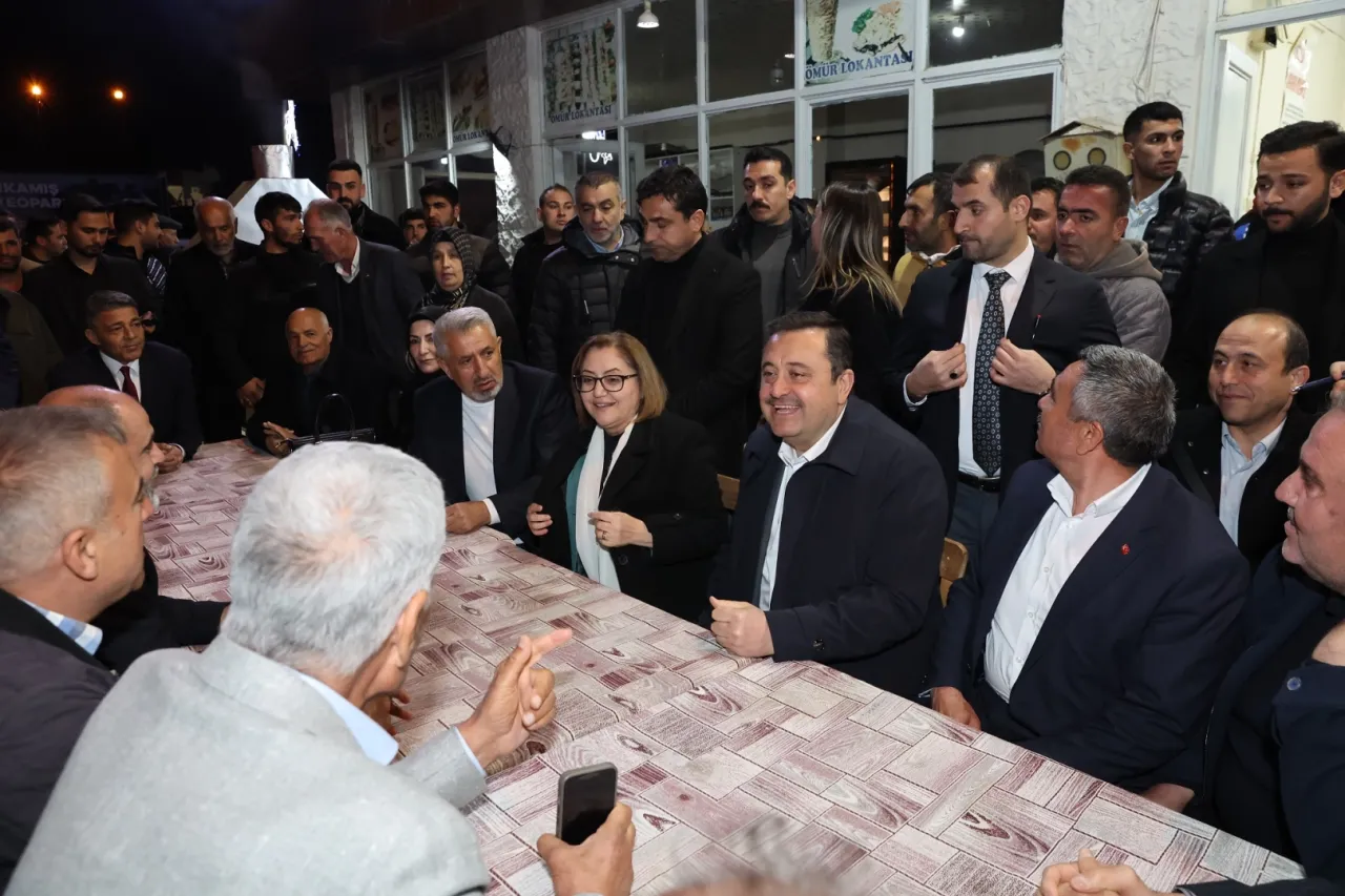 Gaziantep Karkamış'ta aynı sofrada buluştular