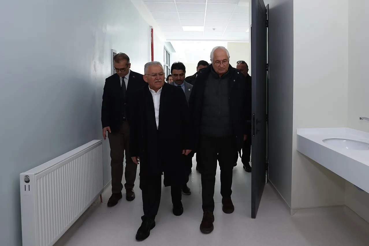 Türkiye Alzheimer Derneği'nden Başkan Büyükkılıç'a ziyaret