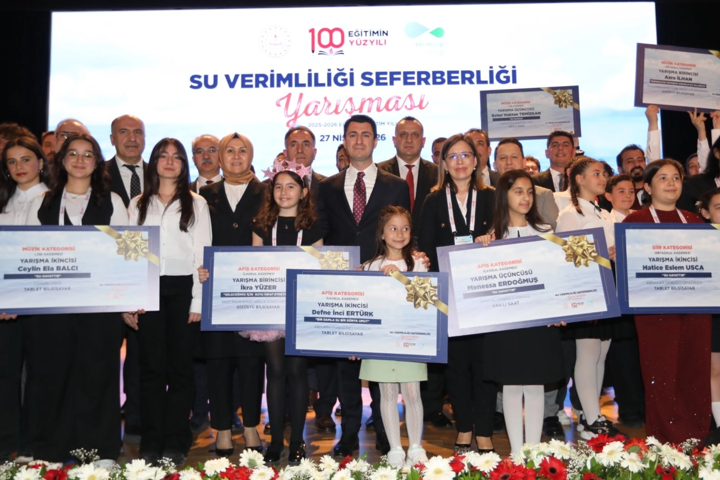 68 bini aşkın eserden 45'i dereceye girdi