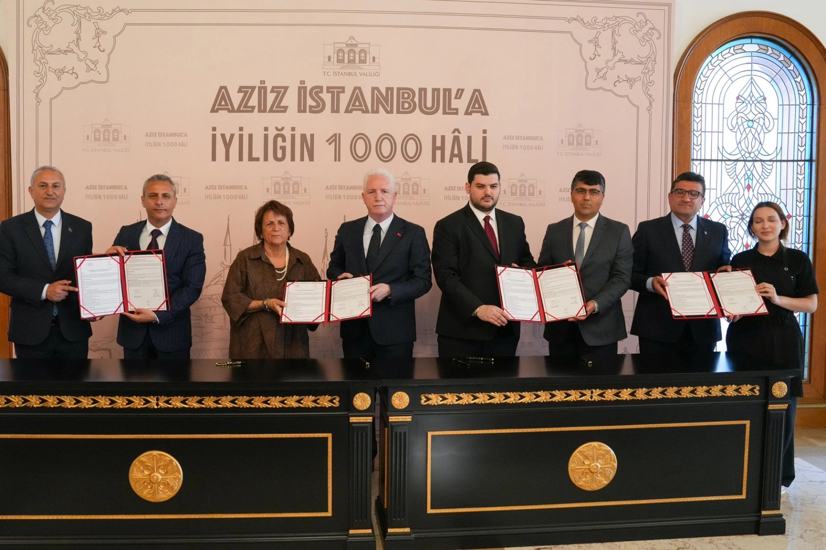 İstanbul'a hayırsever desteği ile katkıya devam