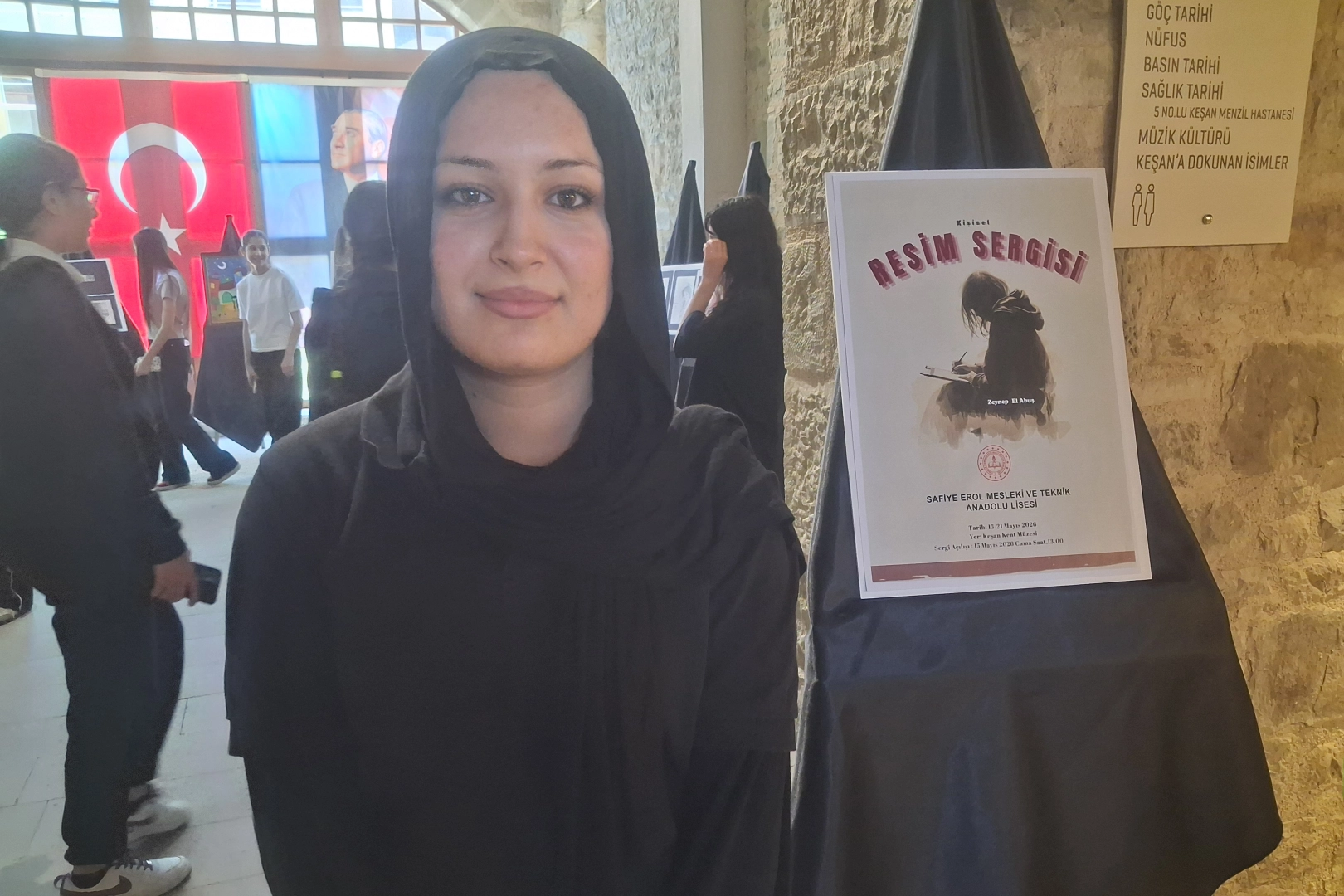 Suriyeli öğrenci Zeynep El Abuş’un ilk sergisi Müze Keşan’da açıldı