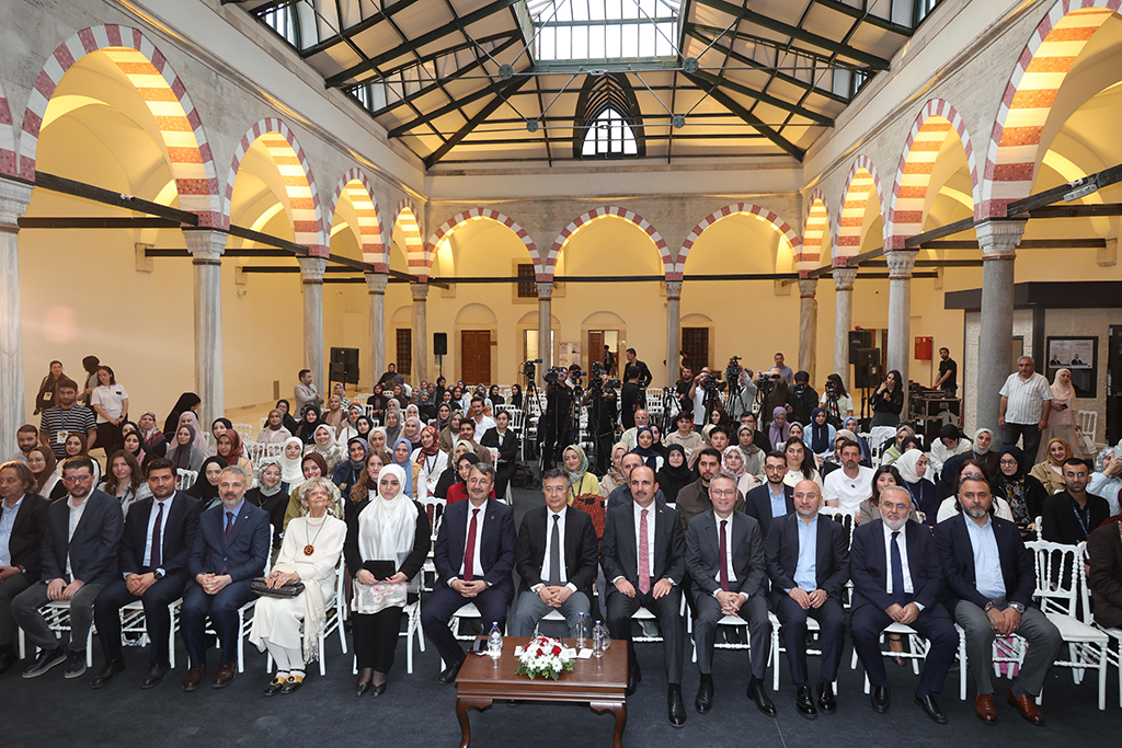 Konya’nın gençlik projelerine İbn Haldun Akademi ödülü