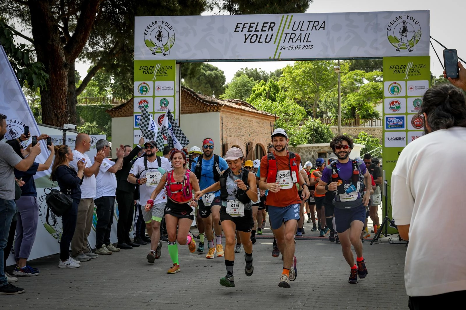 Efeler Yolu Ultra Trail İzmir’de ikinci kez başlıyor