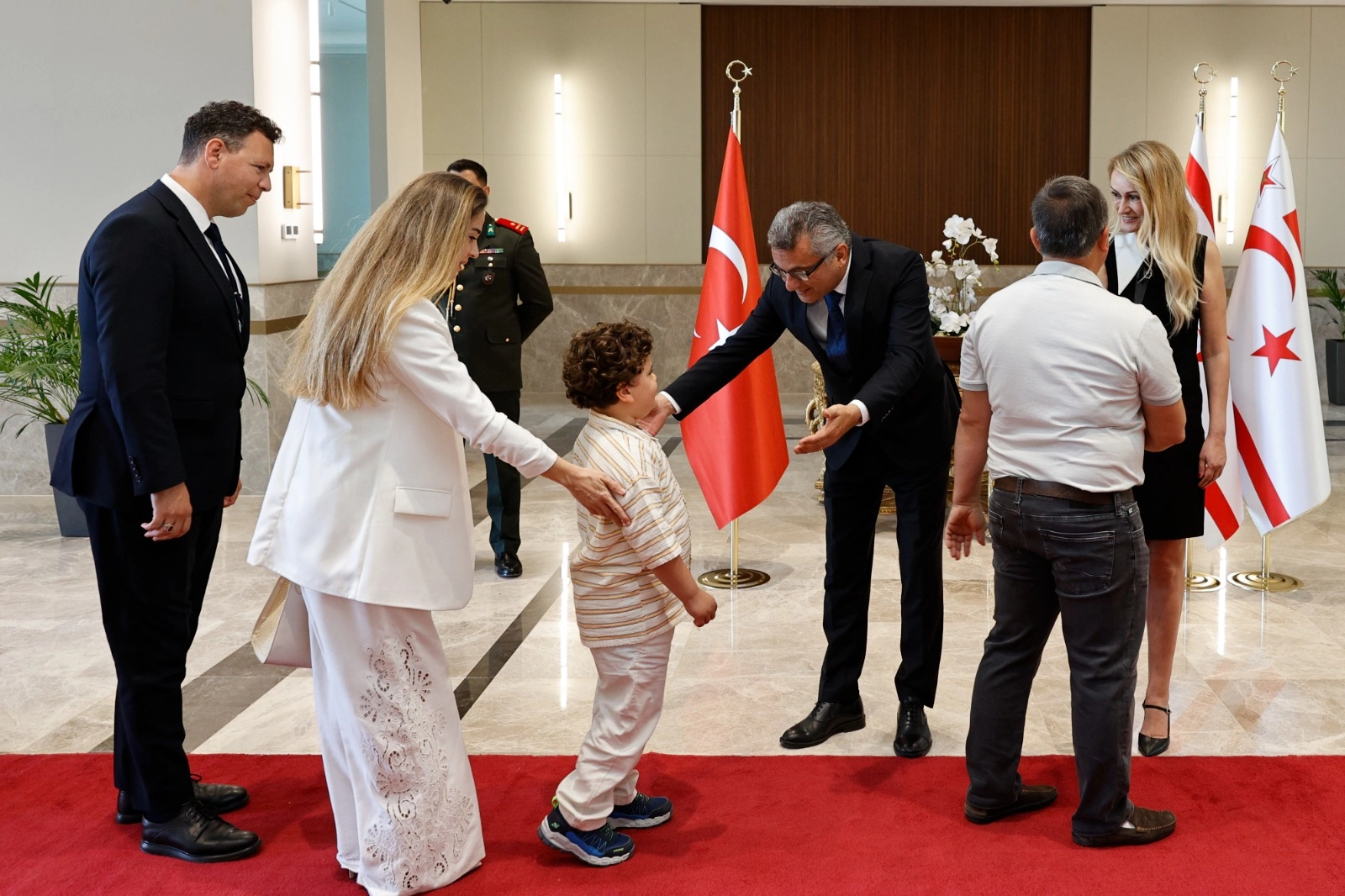 Erhürman Çifti KKTC'de bayram tebriklerini kabul etti