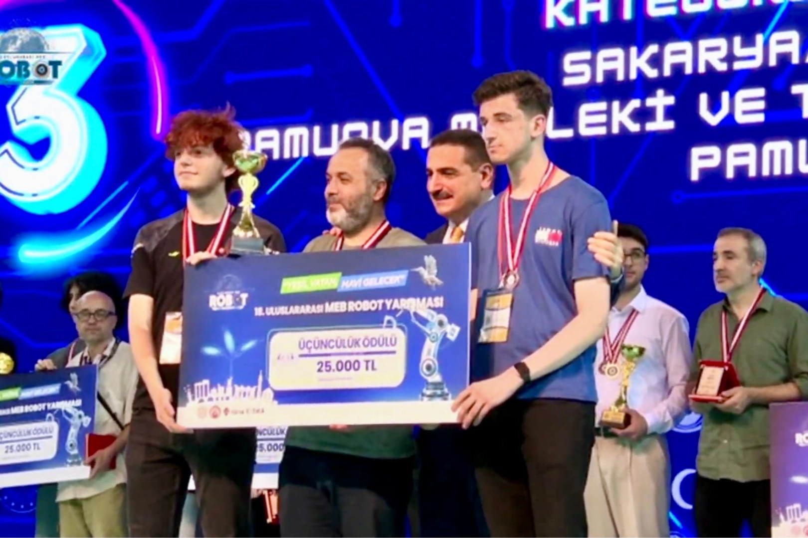 Sakarya’ya robotik alanda Türkiye derecesi