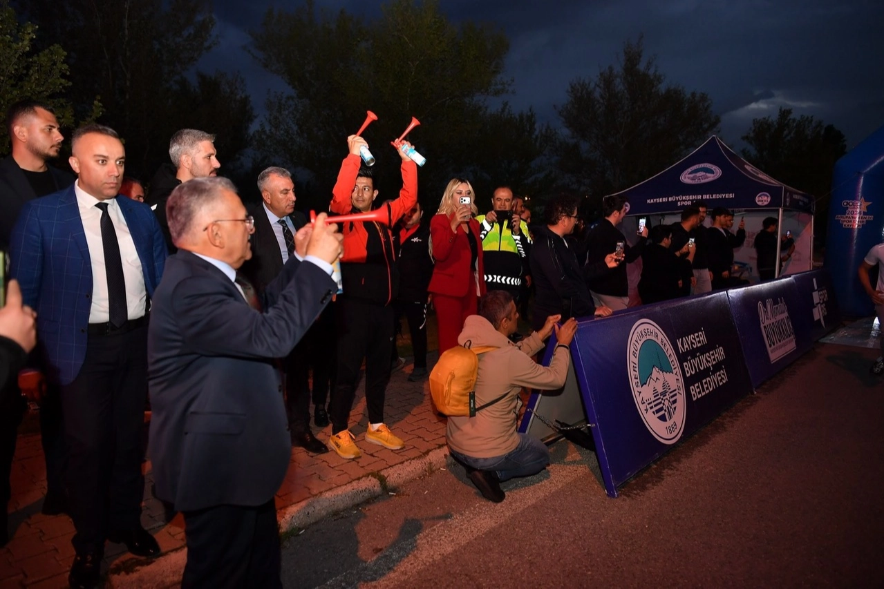 Kayseri'de Gece Koşusu coşkusu