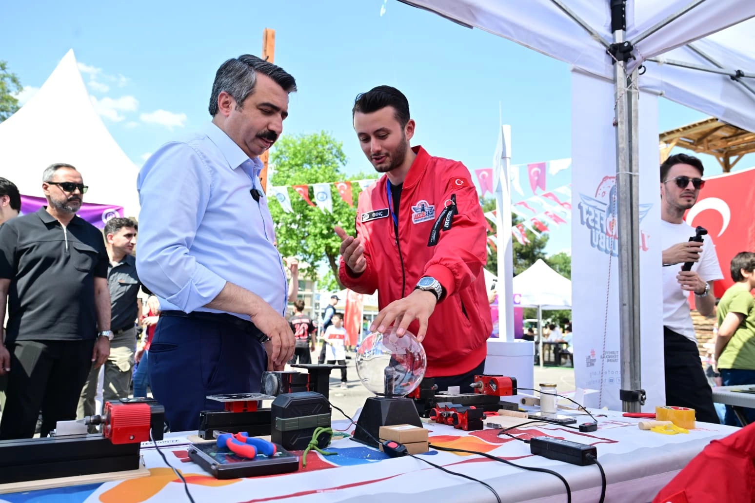 Bursa Yıldırım'da bilim ve teknoloji rüzgarı