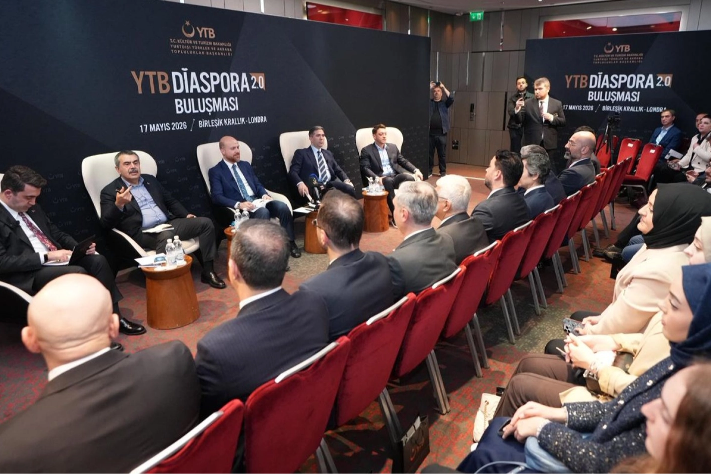Bakan Tekin: Türkiye güçlendikçe diaspora da yükseliyor