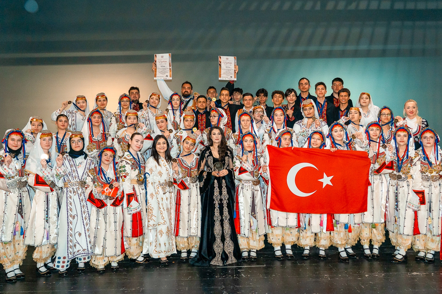 Konya Selçuklu Güzel Sanatlar Lisesi Avrupa’da ödül aldı