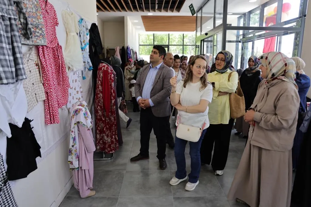 Kütahya'da bir yıllık emekler sergilendi