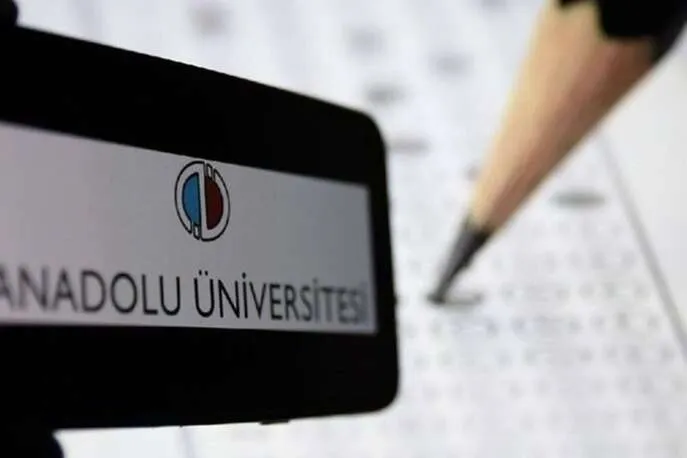 Anadolu Üniversitesi AÖF'nin yeni Yaz Okulu Yönetmeliği yayımlandı
