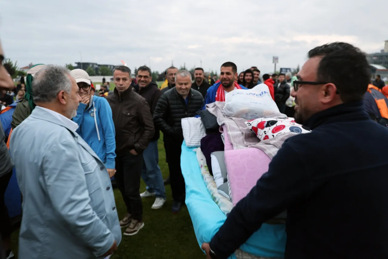 Milli heyecan Kayseri Talas'ta yürekleri ısıttı