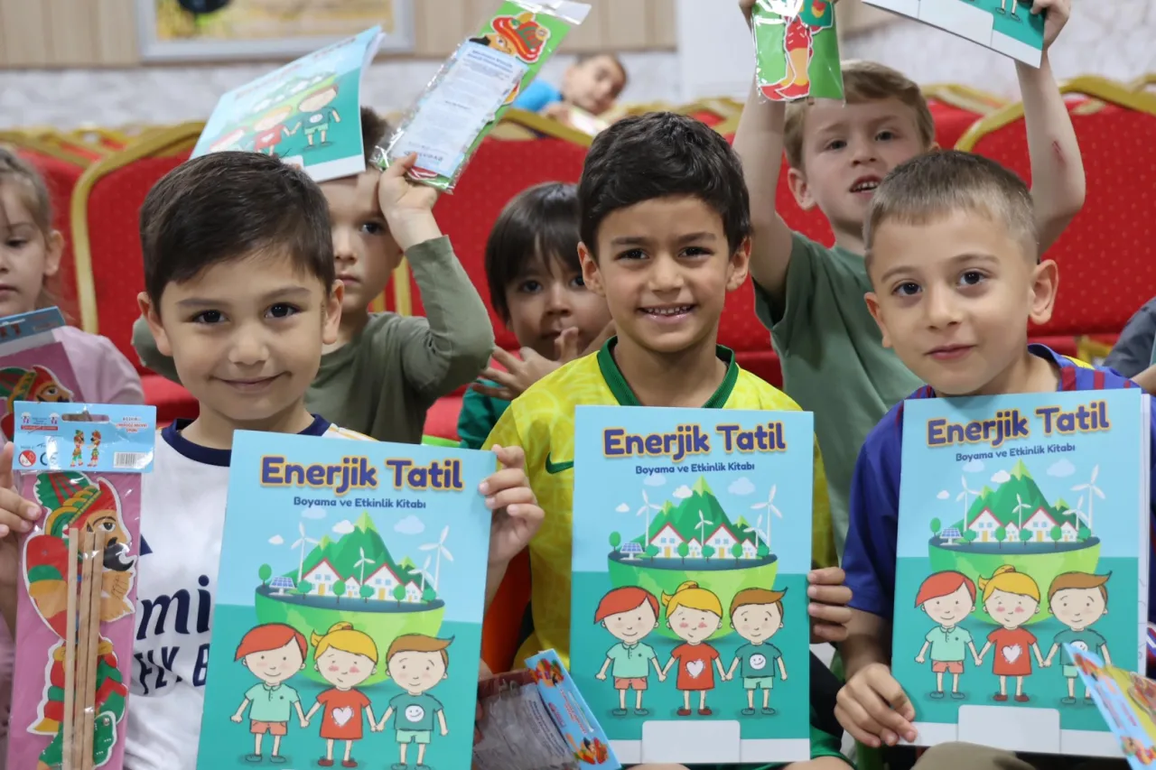 Uludağ Enerji, "Enerjini Geleceğe Taşı" projesiyle 70 bin öğrenciye ulaştı
