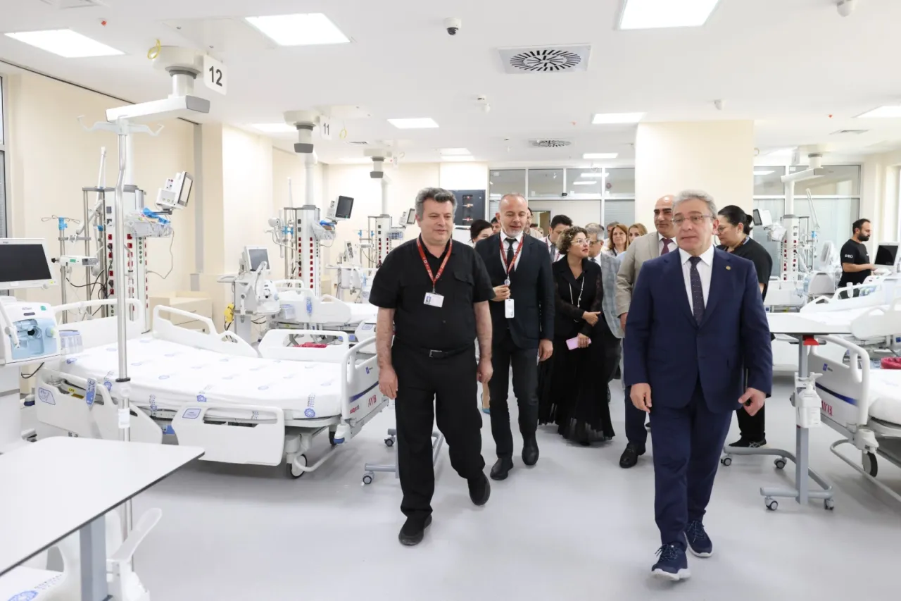 DEÜ Hastanesi'nin yoğun bakım gücü arttı