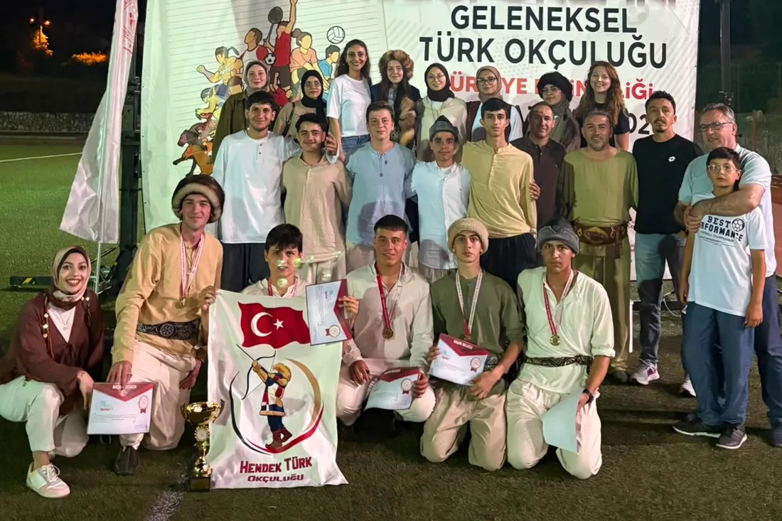 Sakarya'da Hendek Anadolu İHL Türkiye Şampiyonu oldu