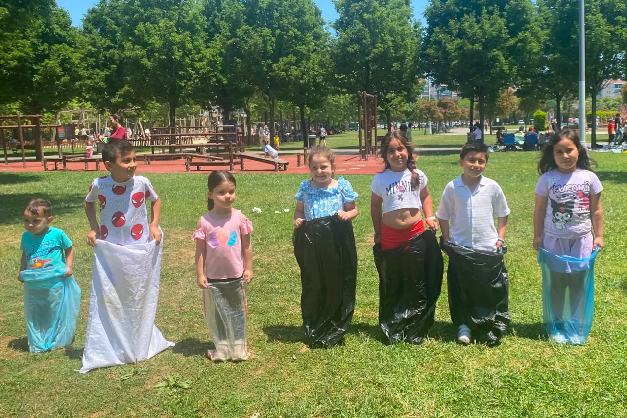 Maltepe’de öğrenciler eğitim yılını piknikle kutladılar