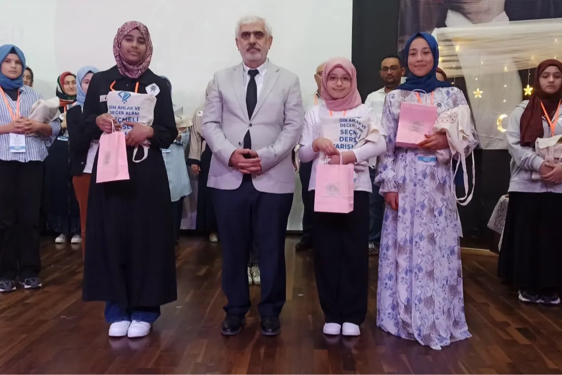 Sakarya, Kur’an-ı Kerim’i Güzel Okuma Yarışması'nda bölge finaline ev sahipliği yaptı