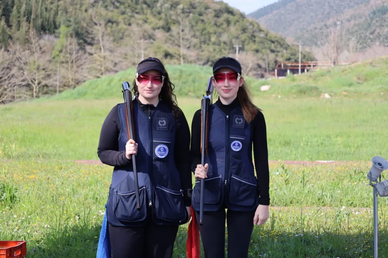Kağıtspor’da başarı ve dostluk bir arada