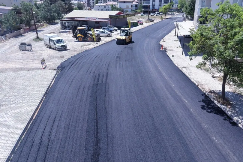 Kahramanmaraş'ta asfalt seferberliği